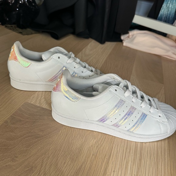 Adidas sneakers - Picture 1 of 5